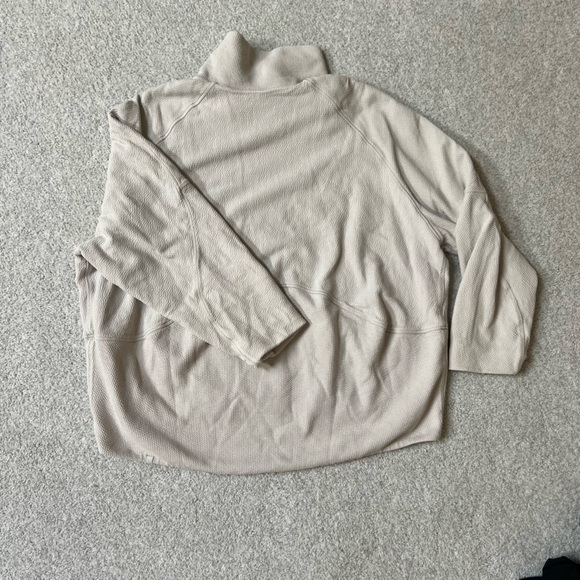 Lululemon Funnel Neck - Picture 3 of 6